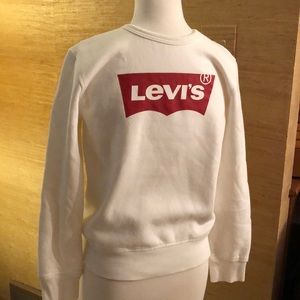 Levi’s sweatshirt